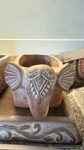 Terracotta elephant planter - terracotta,