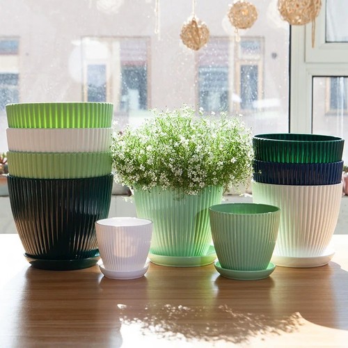 Round plant pots - round,